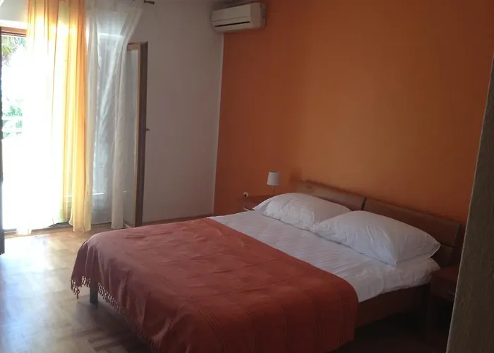 Appartamento & Ana Sukošan
